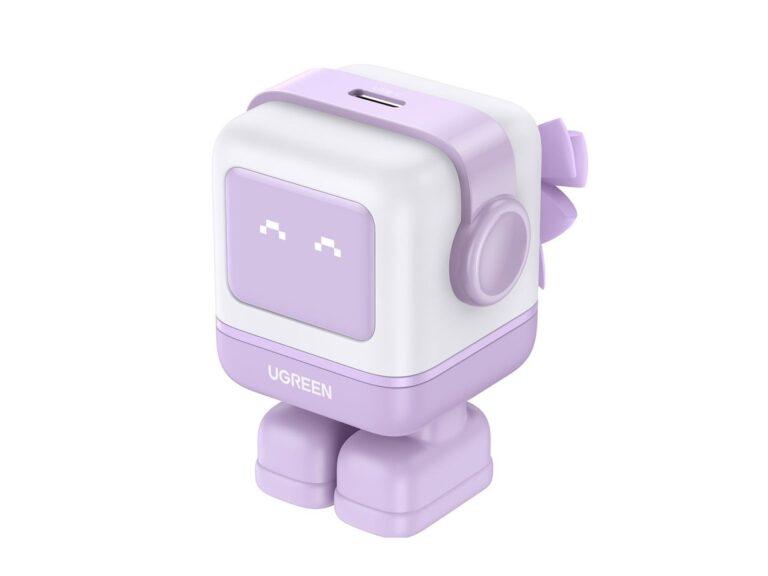 UGREEN Uno ロボット型急速充電器 30W｜表情が変わるデスクの相棒